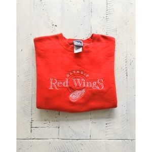 VINTAGE Detroit Redwings cropped sweatshirt